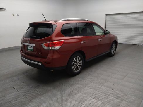 Used 2015 Nissan Pathfinder SV FWD image 9