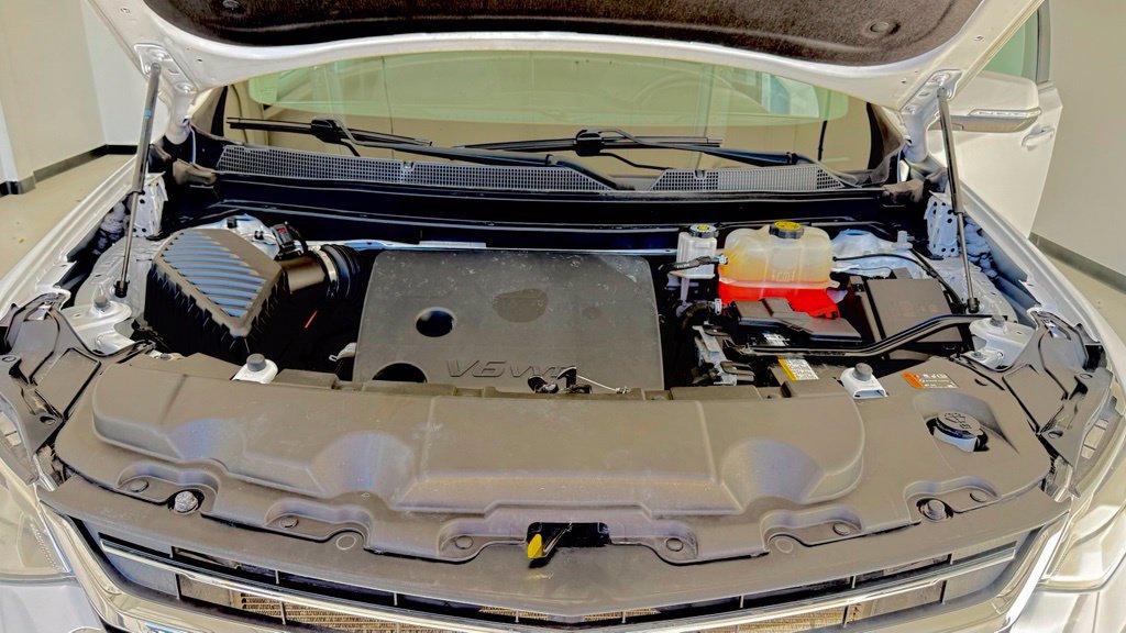 Used 2021 Chevrolet Traverse LT FWD image 45