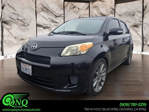 Used 2009 Scion xD image 1