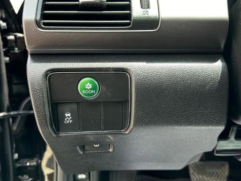 Used 2015 Honda Accord LX image 18