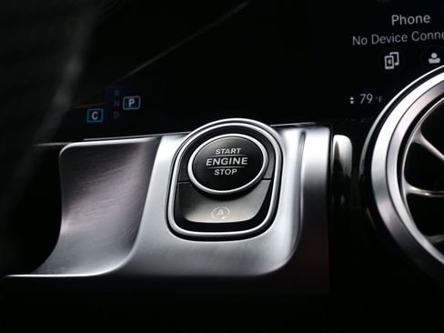 Used 2021 Mercedes-Benz GLB 35 AMG 4MATIC image 23