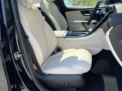 New 2026 Mercedes-Benz GLC 300 4MATIC image 33