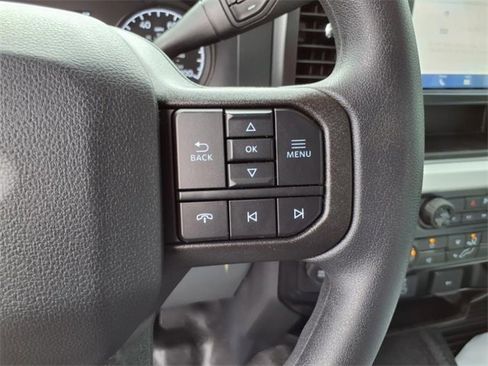 New 2025 Ford F550 4x4 Regular Cab Super Duty w/ XL Chrome Package image 16