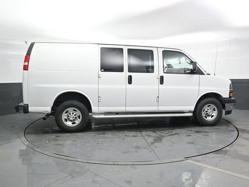 Used 2023 Chevrolet Express 2500 w/ Driver Convenience Package image 4