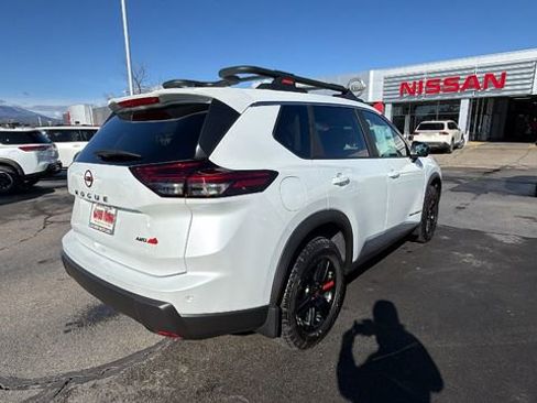 New 2026 Nissan Rogue SV image 4