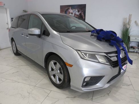 Used 2020 Honda Odyssey EX image 1