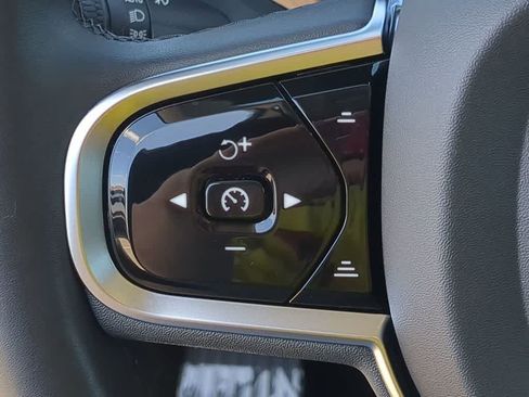 Certified 2024 Volvo XC90 B6 Plus w/ Protection Package Premier AWD/4WD image 22