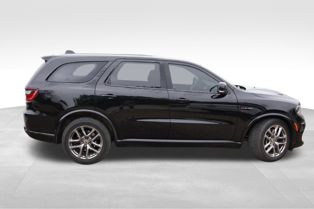 Used 2022 Dodge Durango R/T w/ Tow 'N Go Package AWD/4WD image 2