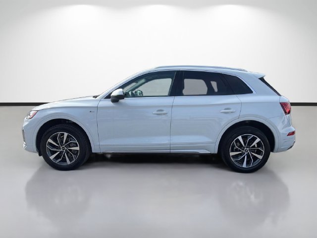Used 2023 Audi Q5 2.0T Premium w/ Convenience Package AWD/4WD image 6