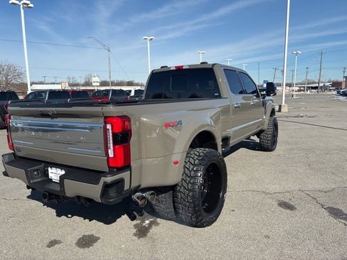 Used 2026 Ford F450 Platinum w/ Platinum Plus Package image 4