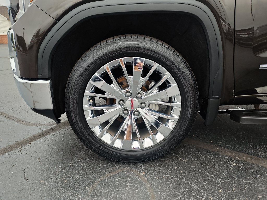 Used 2019 GMC Sierra 1500 SLT w/ SLT Premium Plus Package AWD/4WD image 10