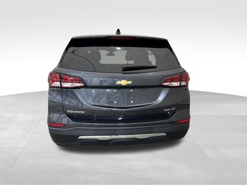 Used 2023 Chevrolet Equinox LT w/ Driver Convenience Package image 4