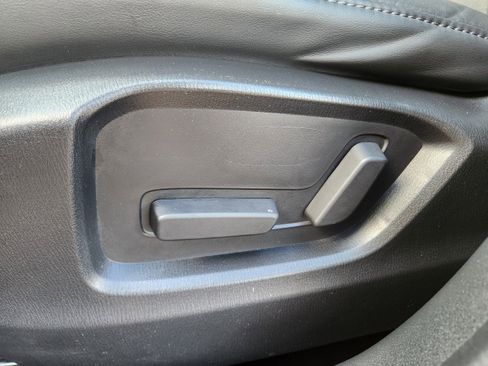 Used 2020 MAZDA CX-5 Touring image 11