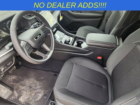 New 2025 Jeep Grand Cherokee L Laredo w/ Trailer Tow Package image 13