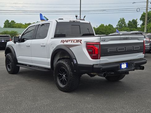 Certified 2025 Ford F150 Raptor AWD/4WD image 9