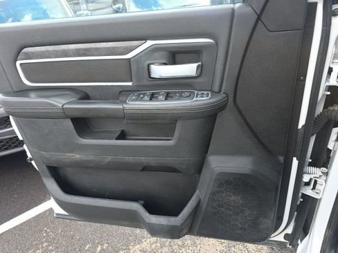 Used 2024 RAM 3500 Big Horn image 12