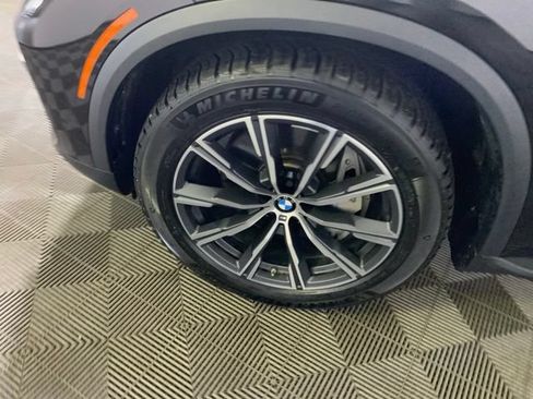 Used 2019 BMW X5 xDrive50i w/ Executive Package AWD/4WD image 39