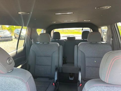 Used 2024 Chevrolet Traverse Z71 w/ Enhanced Driving Package AWD/4WD image 16