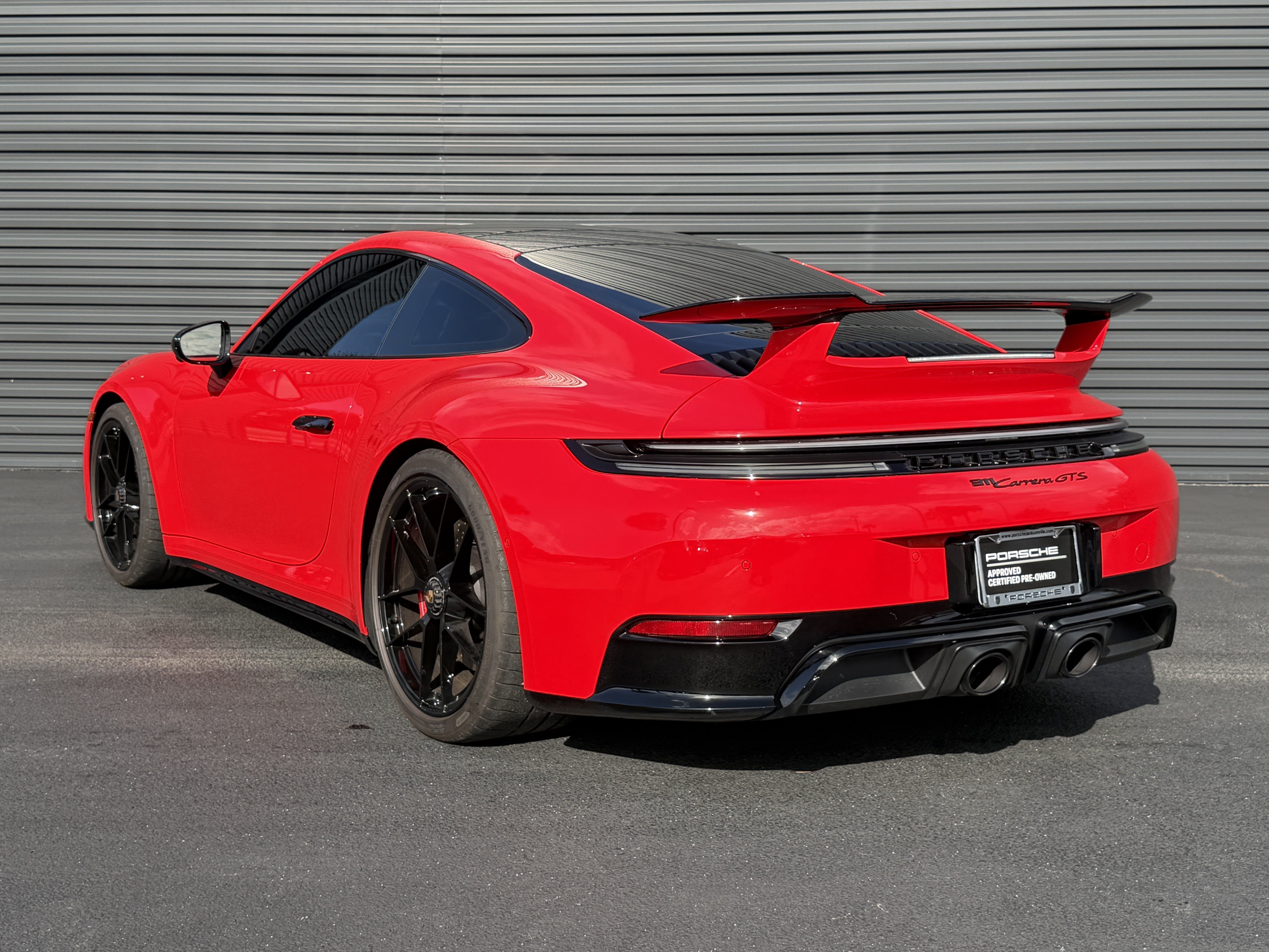 Certified 2025 Porsche 911 Carrera GTS RWD image 3