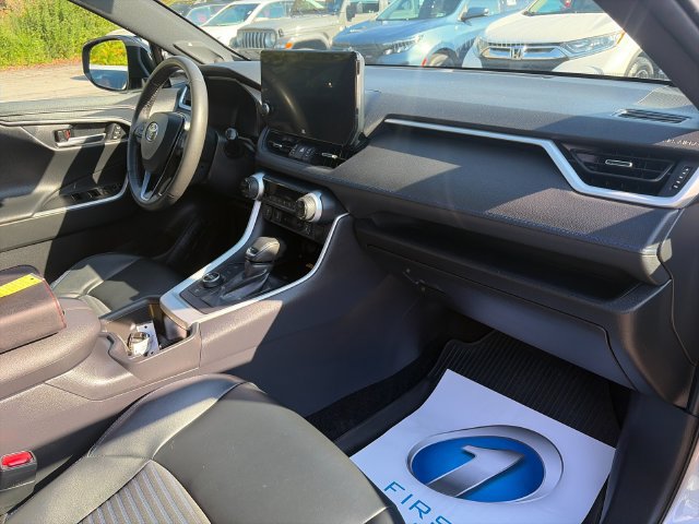 Used 2024 Toyota RAV4 XSE w/ Advanced Technology Package AWD/4WD image 18