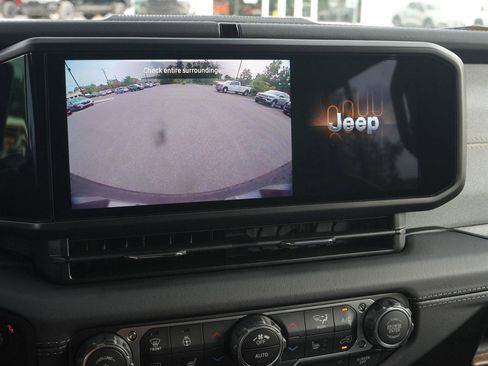 New 2025 Jeep Wrangler Sahara image 48