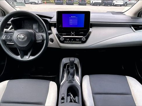 Used 2025 Toyota Corolla LE w/ LE Premium Package FWD image 21