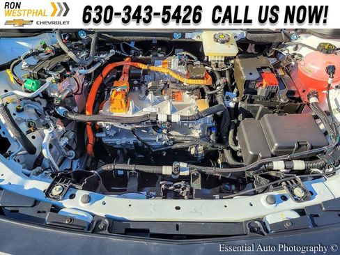 New 2026 Chevrolet Equinox EV LT image 18