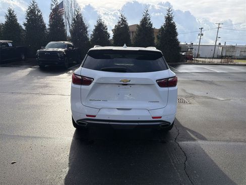 Used 2019 Chevrolet Blazer Premier w/ Sun and Wheels Package image 7