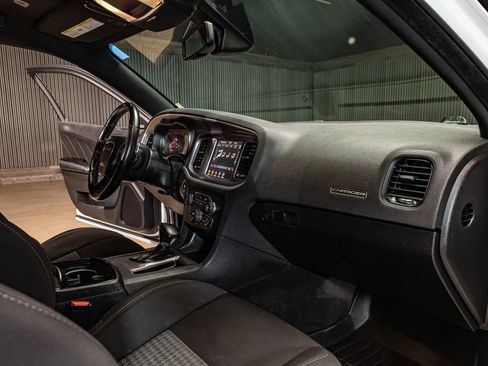 Used 2022 Dodge Charger R/T w/ Blacktop Package RWD image 13