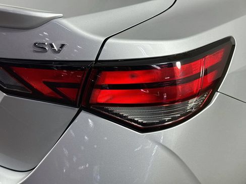 Used 2020 Nissan Sentra SV w/ Lighting Package FWD image 30