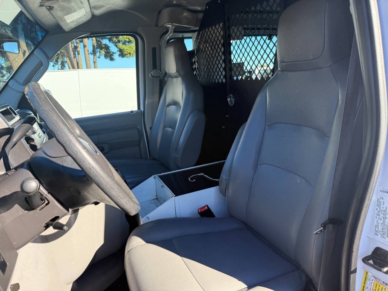 Used 2014 Ford E-350 and Econoline 350 Extended Super Duty w/ Power Group RWD image 24