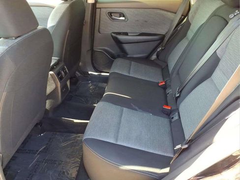 Certified 2023 Nissan Rogue SV image 13