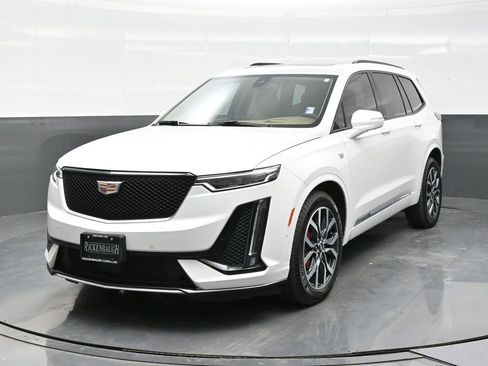 Certified 2025 Cadillac XT6 Sport w/ Platinum Package AWD/4WD image 2