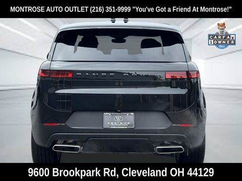 Used 2024 Land Rover Range Rover Sport SE AWD/4WD image 5
