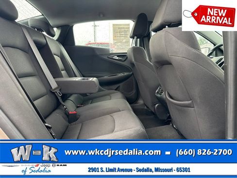 Used 2024 Chevrolet Malibu LT FWD image 25