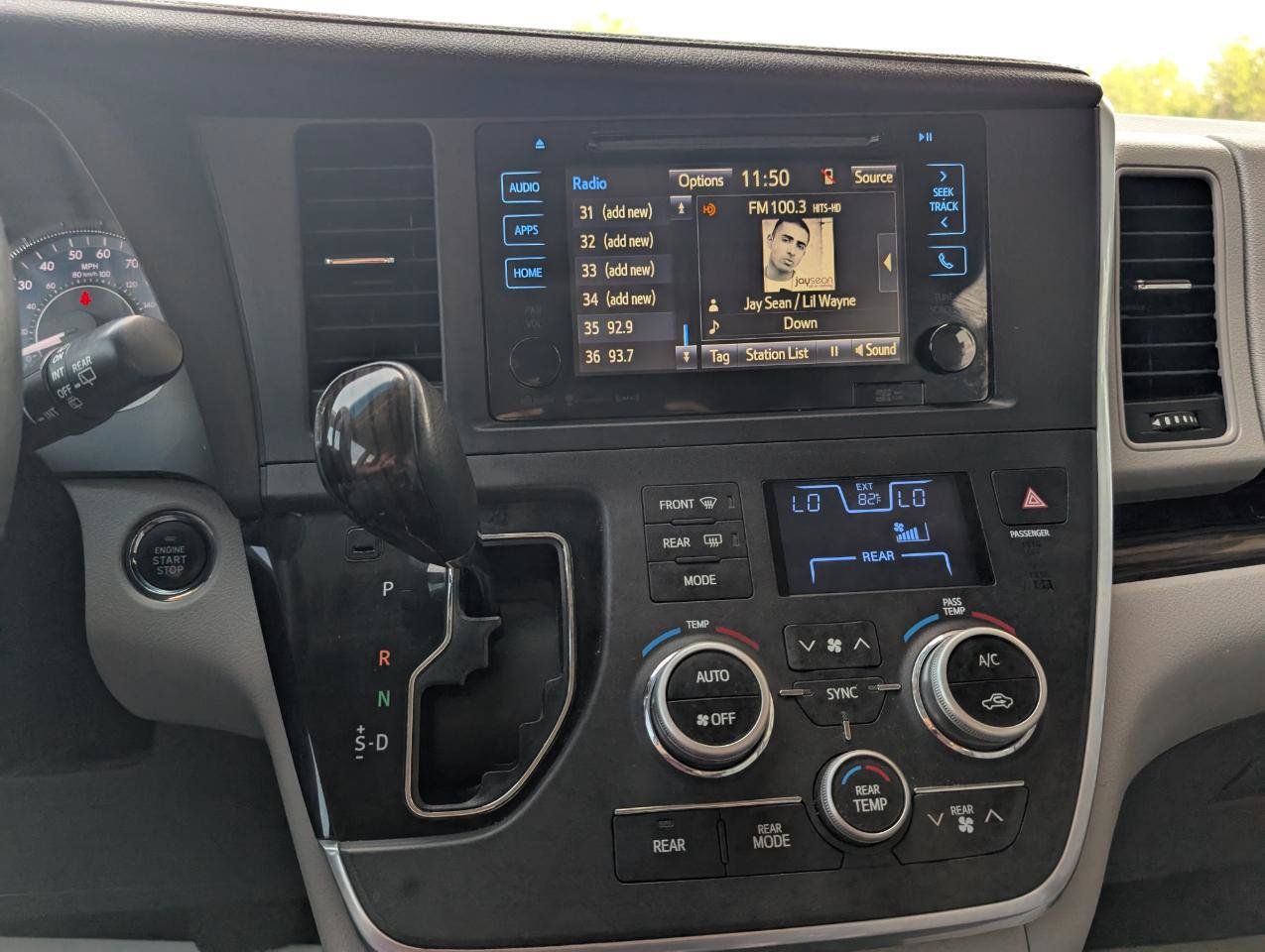Used 2017 Toyota Sienna XLE w/ XLE Navigation Package FWD image 16