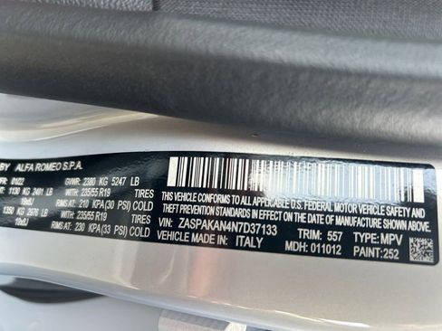 Used 2022 Alfa Romeo Stelvio Sprint image 35
