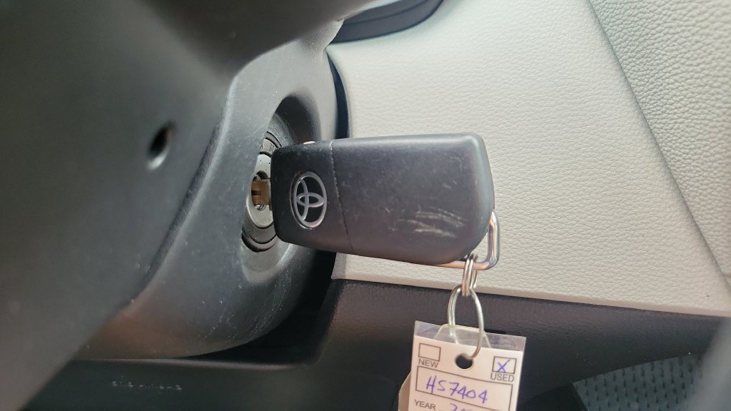 Used 2024 Toyota Corolla LE FWD image 23