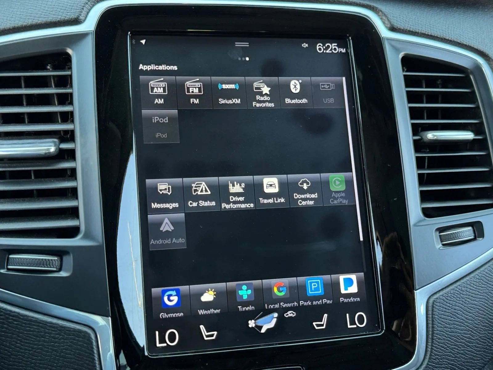 Used 2018 Volvo XC90 T5 Momentum w/ Convenience Package FWD image 36