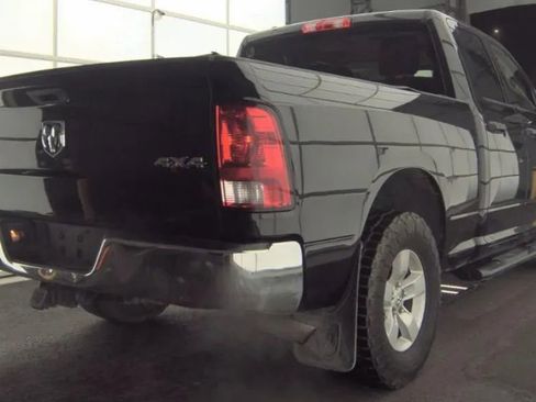 Used 2017 RAM 1500 ST w/ SXT Appearance Group image 5