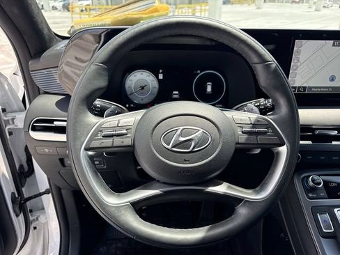 Used 2024 Hyundai Palisade Calligraphy FWD image 14