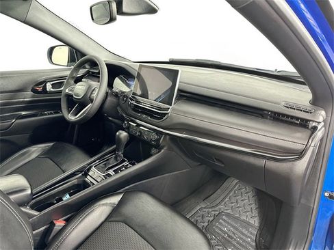 Used 2023 Jeep Compass Altitude w/ Sun and Sound Group image 30