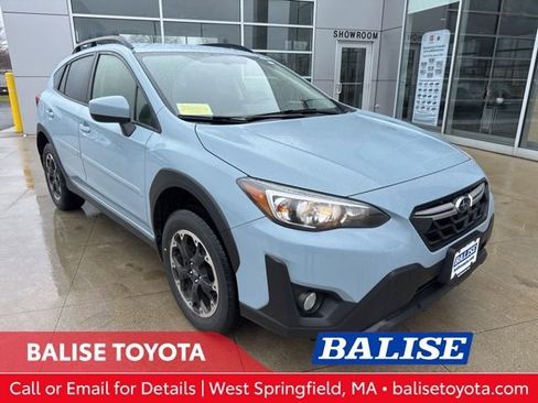 Used 2023 Subaru Crosstrek 2.0i Premium image 1