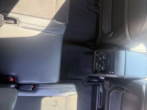 Used 2024 Jeep Grand Cherokee L Altitude AWD/4WD image 67