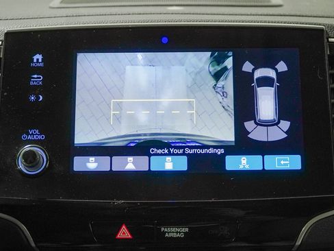 Used 2021 Honda Pilot Touring image 35