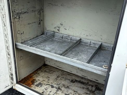 Used 2005 Chevrolet Silverado 3500 2WD Regular Cab image 20