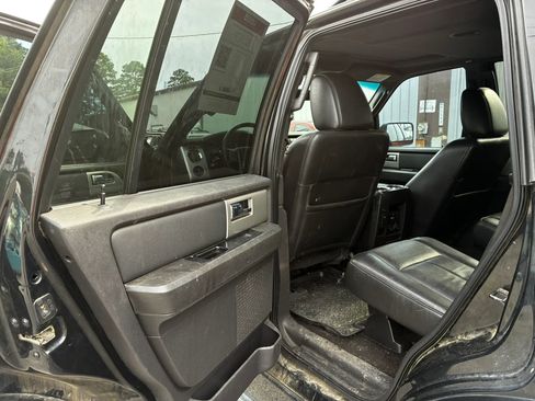 Used 2013 Ford Expedition Limited AWD/4WD image 13