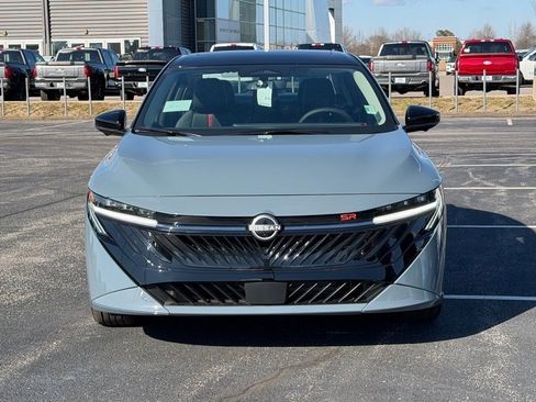 New 2026 Nissan Sentra SR w/ SR Premium Package FWD image 9