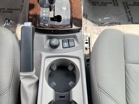 Used 2005 Volvo S40 2.4i image 19