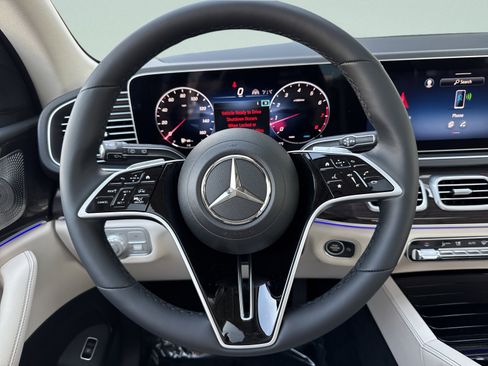 Certified 2026 Mercedes-Benz GLE 450 4MATIC image 17